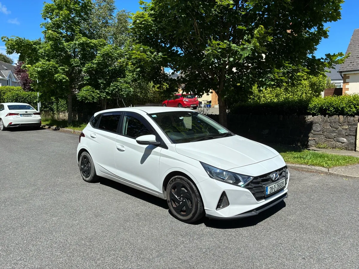 Hyundai i20 | 1.2L petrol | Excellent condition - Image 1