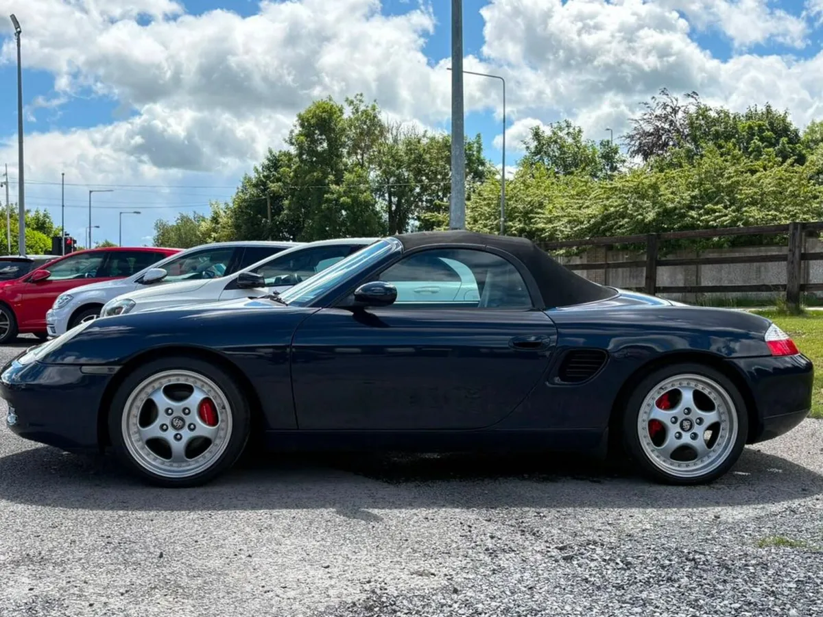 Porsche Boxster 986 BOXSTER - MANUAL - LOW MILEAGE - Image 4