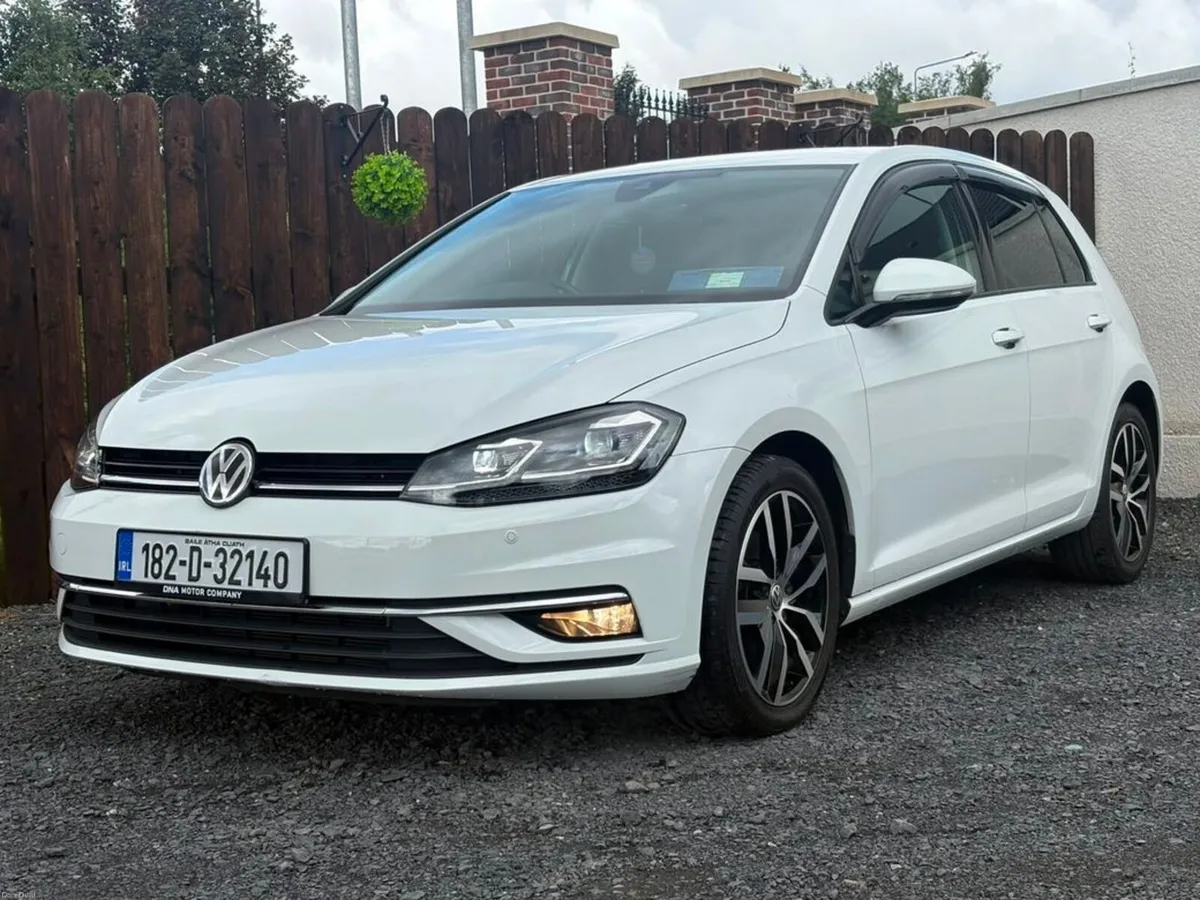 Volkswagen Golf HIGHLINE - LOW MILEAGE - Image 3