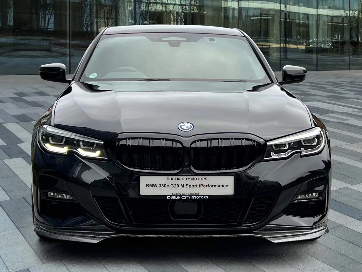 BMW 330e G20 M Sport iPerformance - Image 2