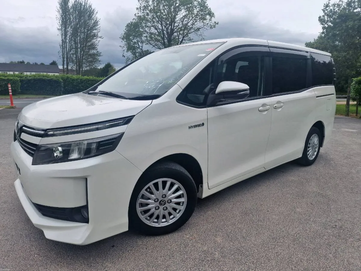 2015 Toyota Voxy 1.8L Hybrid  7seats Auto 120k km - Image 1