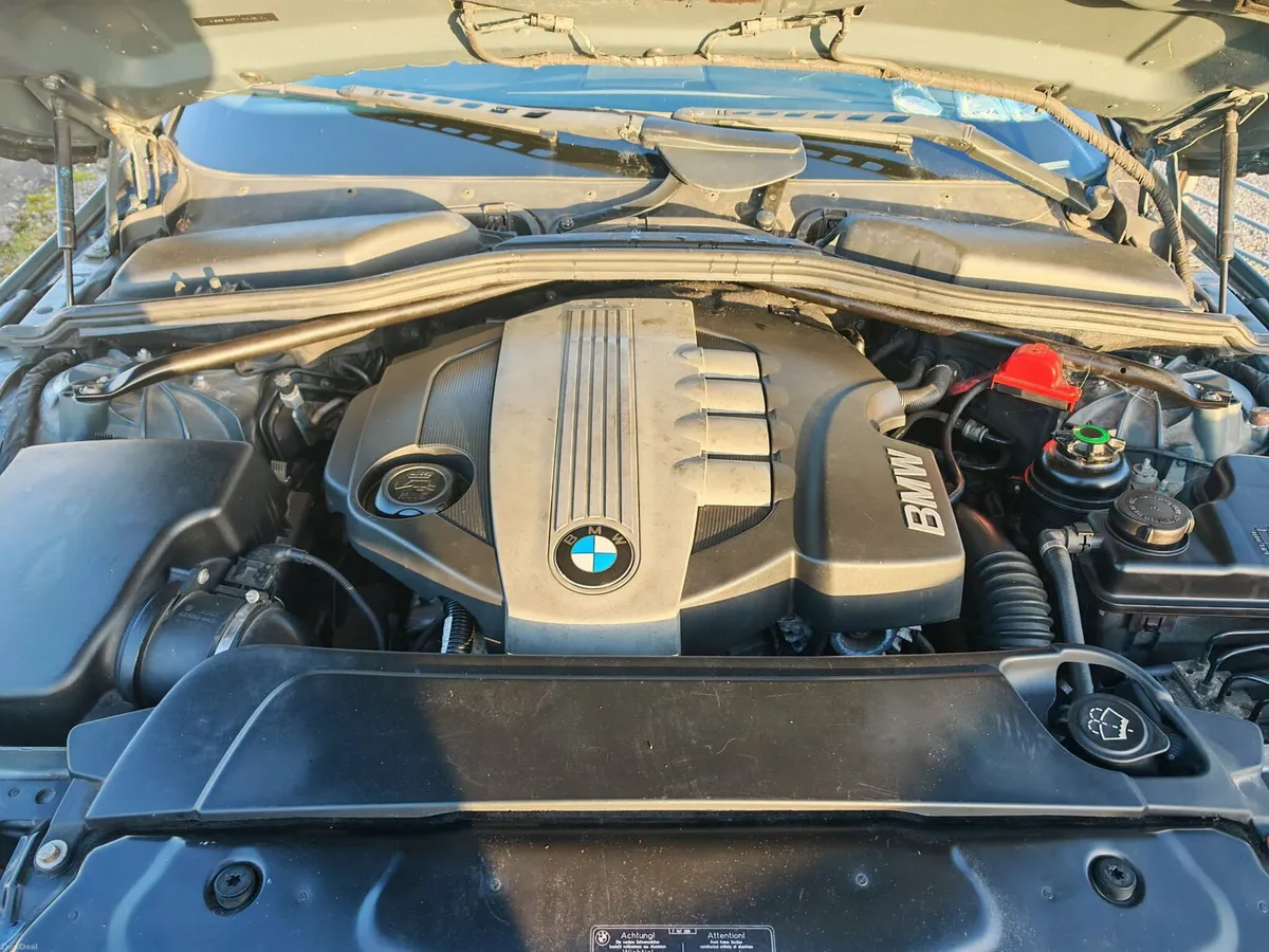 BMW E61 - Image 4