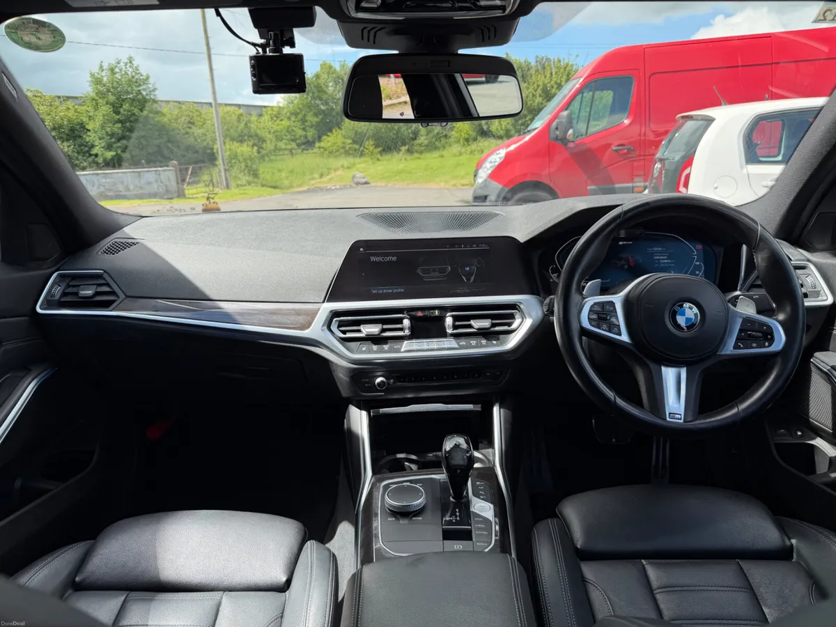 Bmw 330e Msport - Image 3