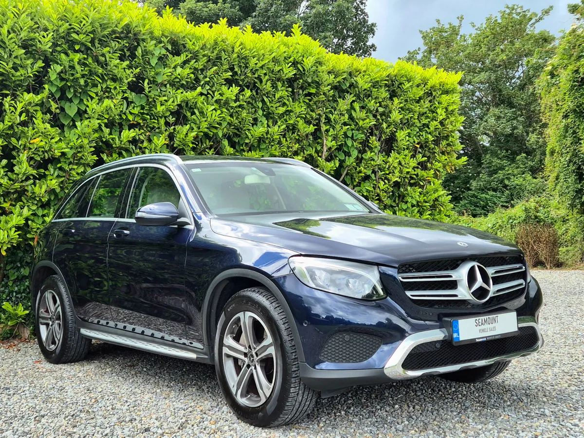2017 Mercedes-Benz GLC 220d 4MATIC - One Owner - Image 3