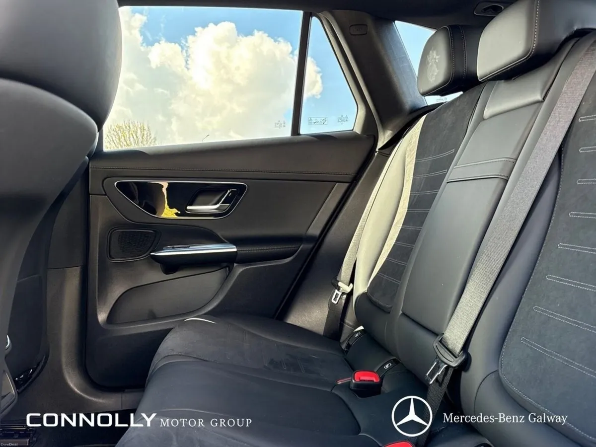 Mercedes-Benz GLC GLC300e AMG Line - Image 6