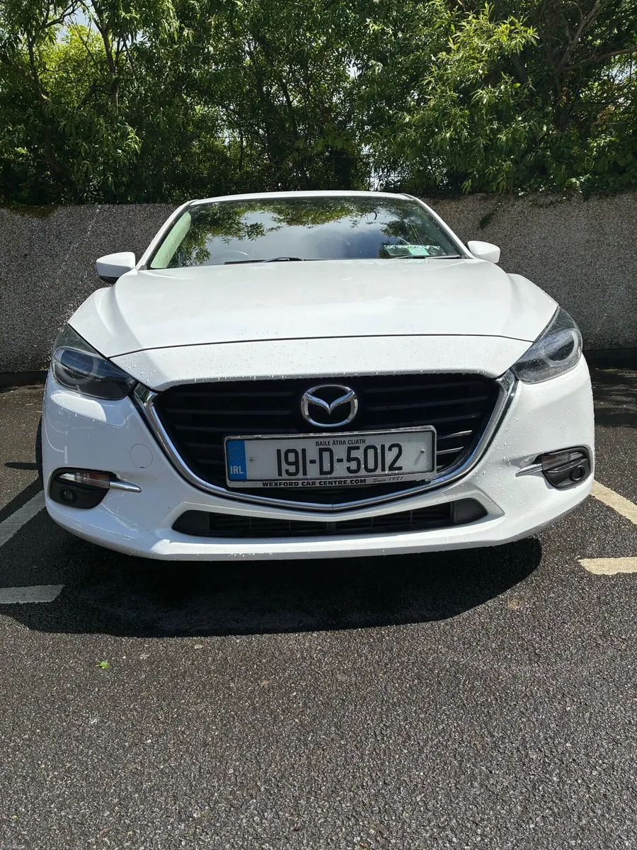 Mazda 3 - Image 1
