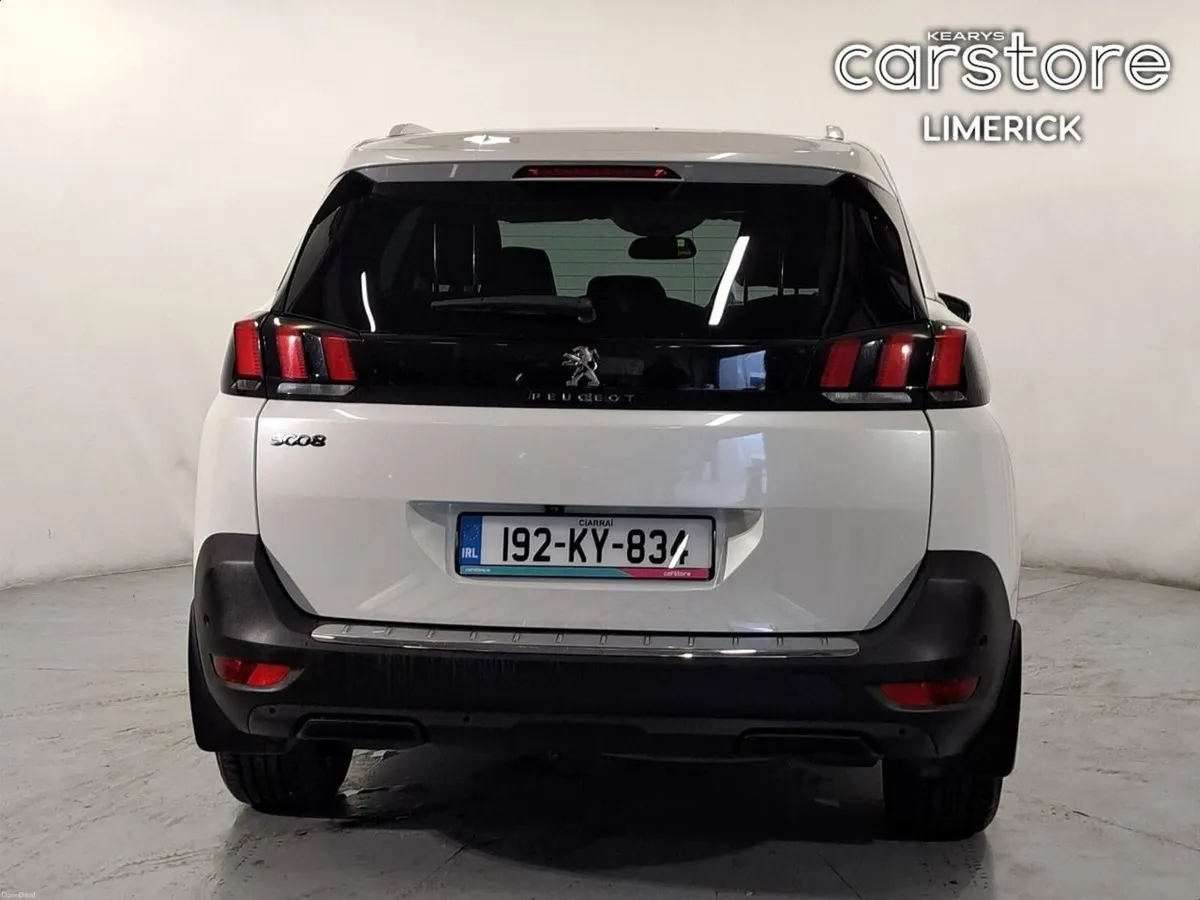 Peugeot 5008 1.5 BlueHDi 130bhp Allure - Image 4
