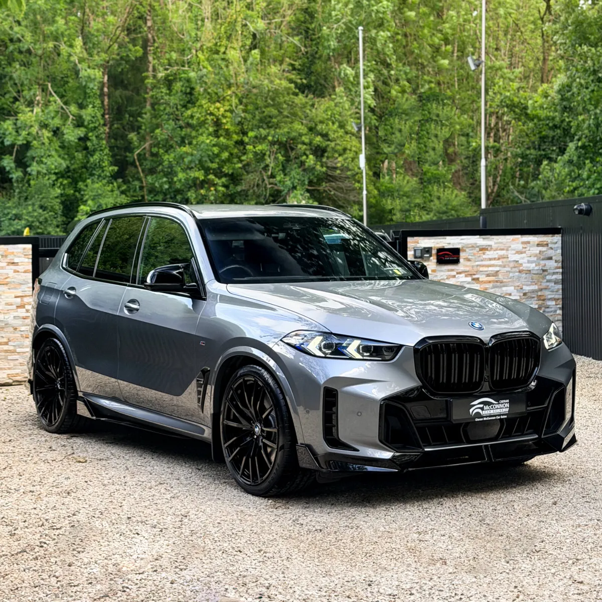 2023 (231) BMW X5 50e M Sport LCI Pro Edition – 49 - Image 1