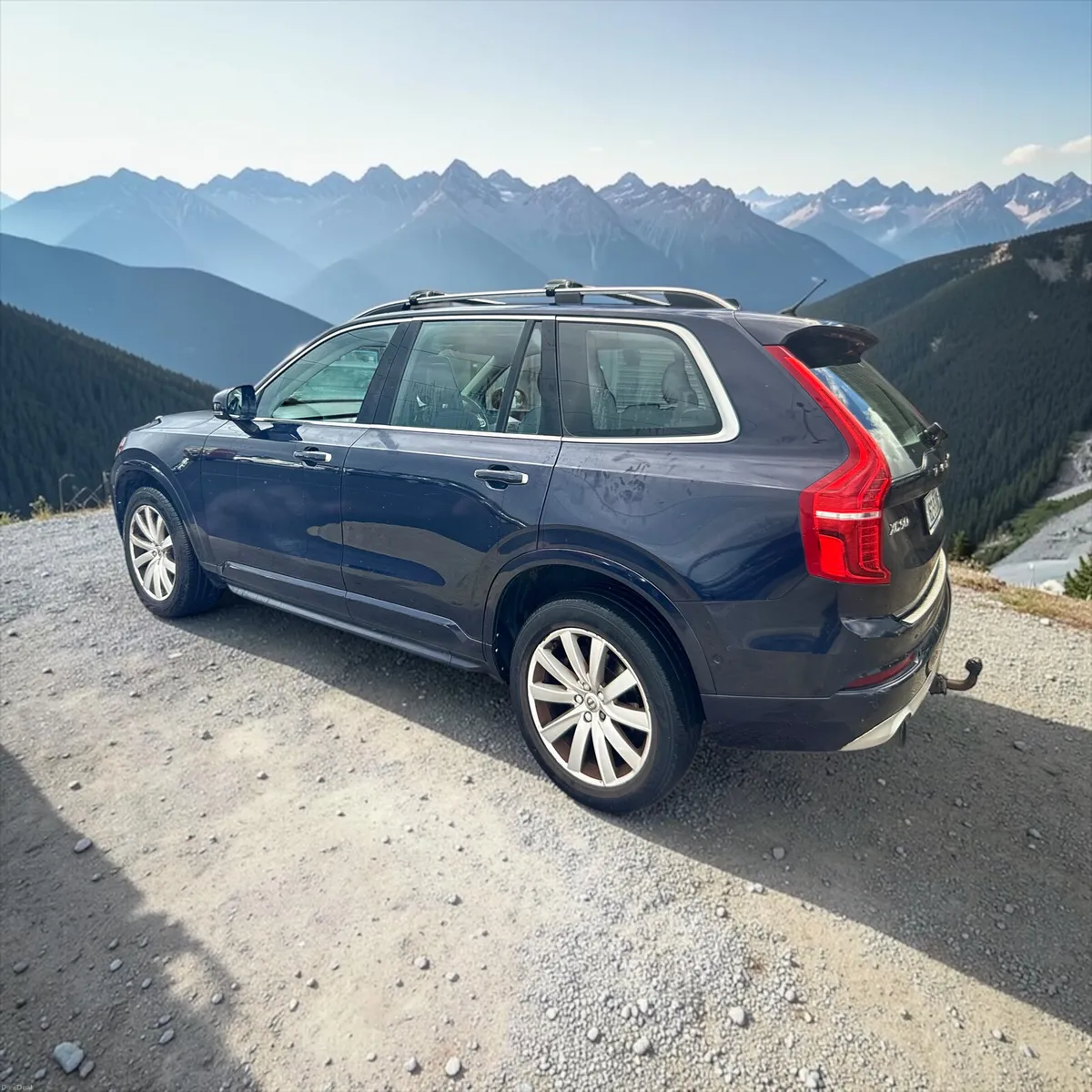 2016 Volvo XC90 D5 (235hp) AWD Momentum Geartronic - Image 4