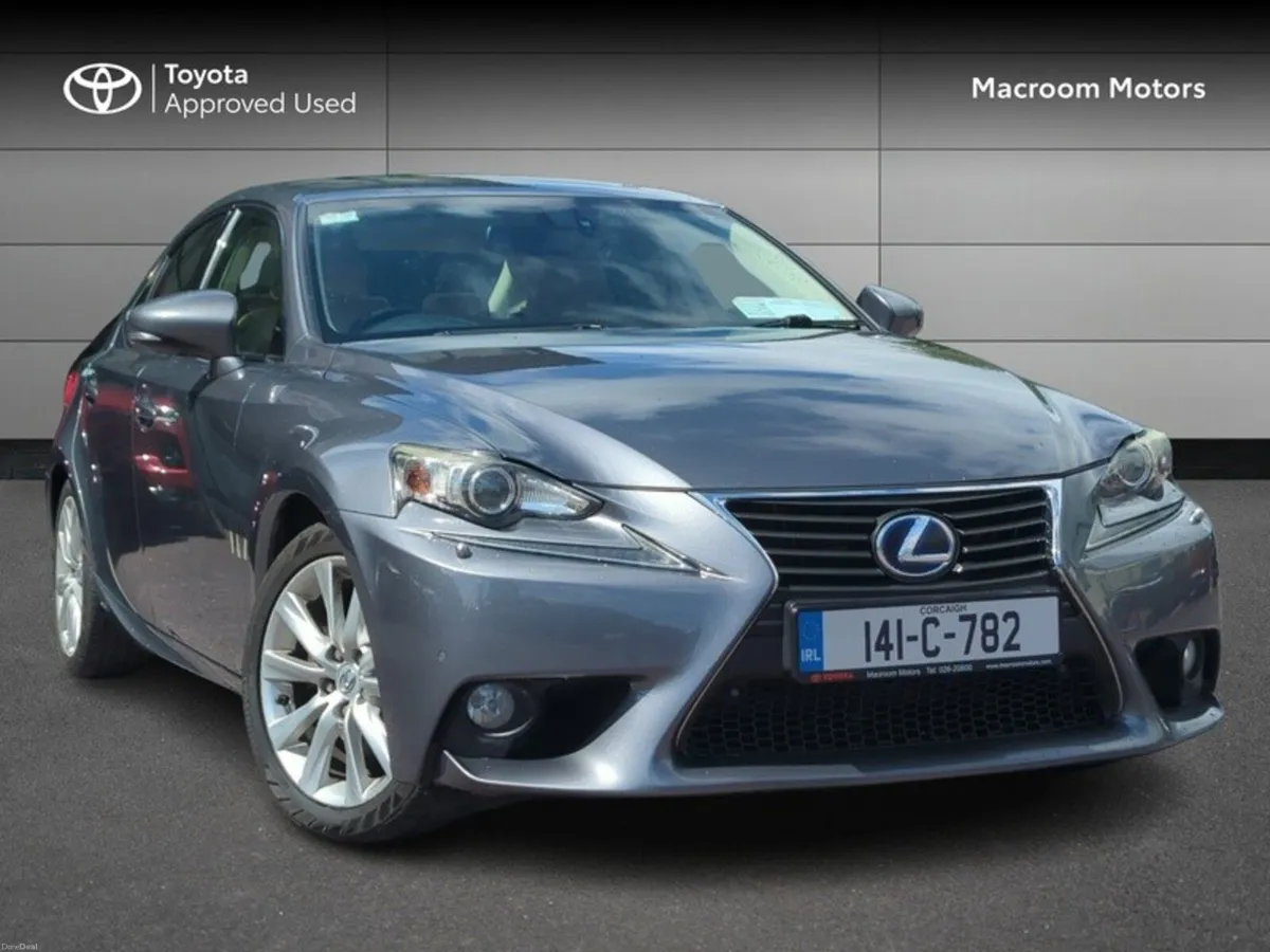 Lexus IS IS300H EXECUTIVE 2.5 H - Image 1
