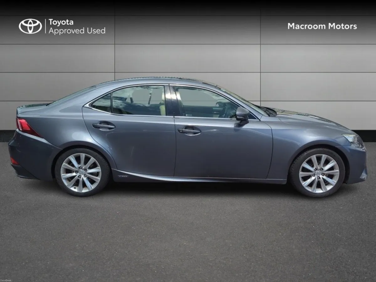 Lexus IS IS300H EXECUTIVE 2.5 H - Image 3