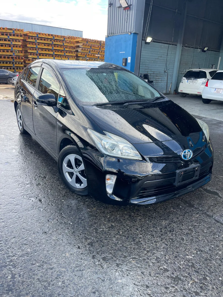 2013 Toyota Prius hybrid automatic - Image 1