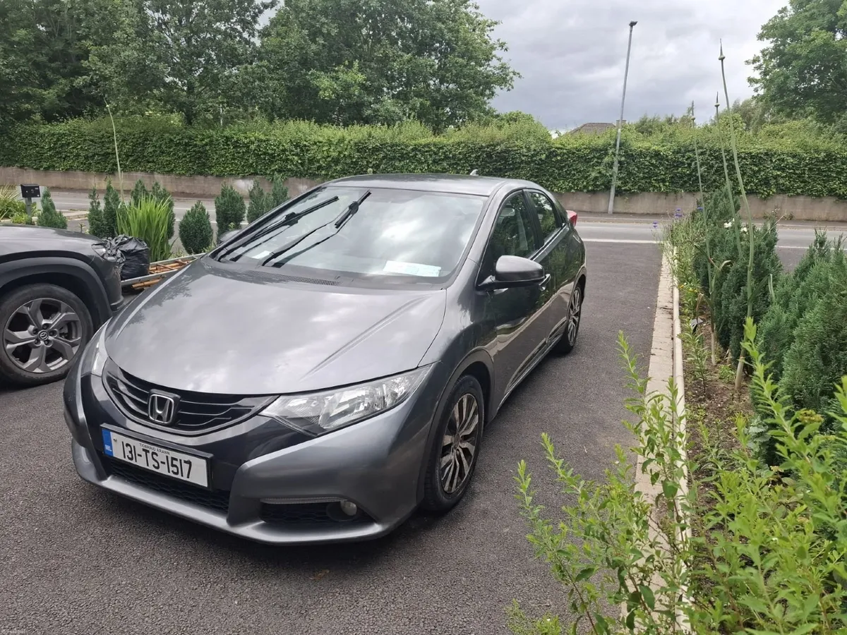 Honda Civic 2013 - Image 1
