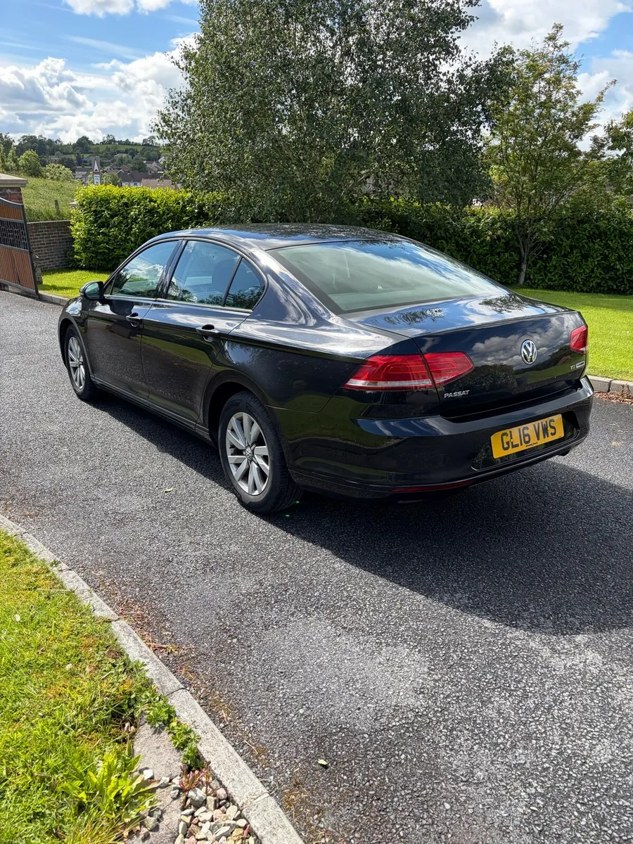 2016 Volkswagen Passat - Image 6
