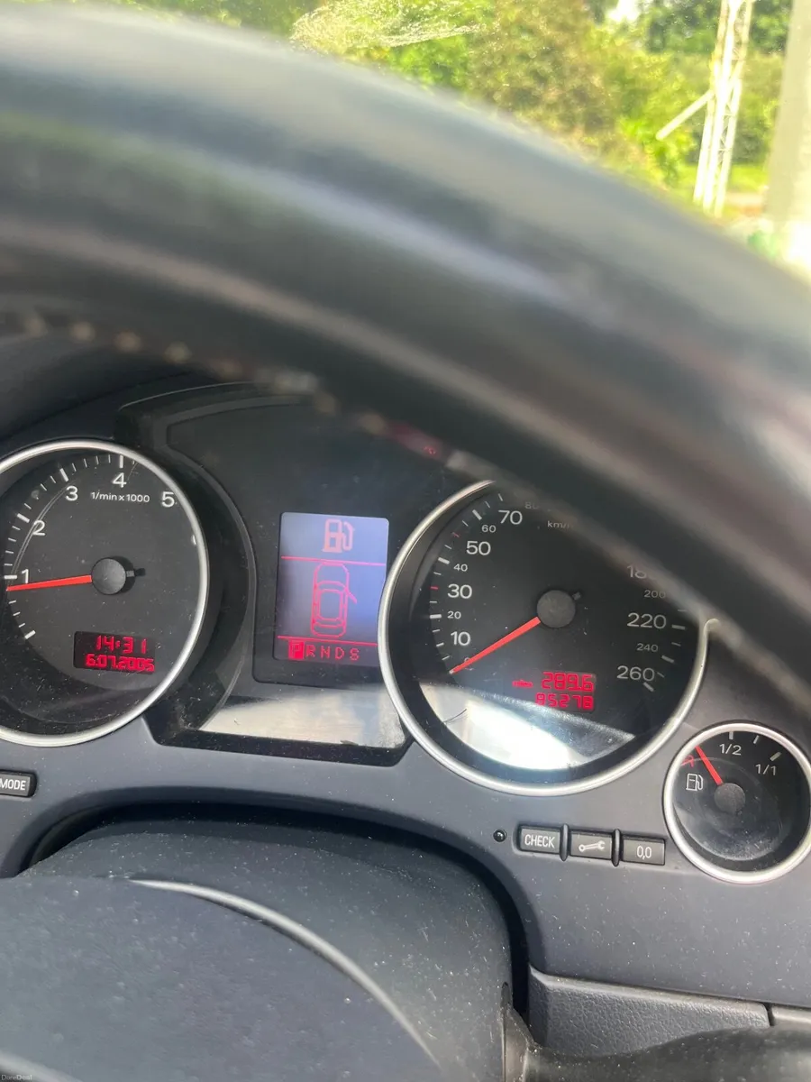 Audi A4 2008 - Image 2