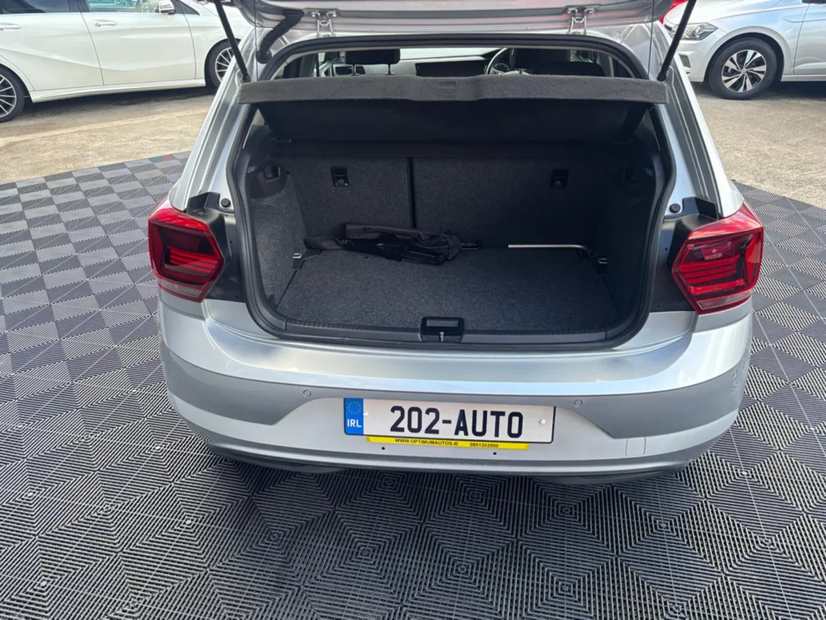 Volkswagen Polo VW Polo 1.0 petrol, auto, fully lo - Image 4