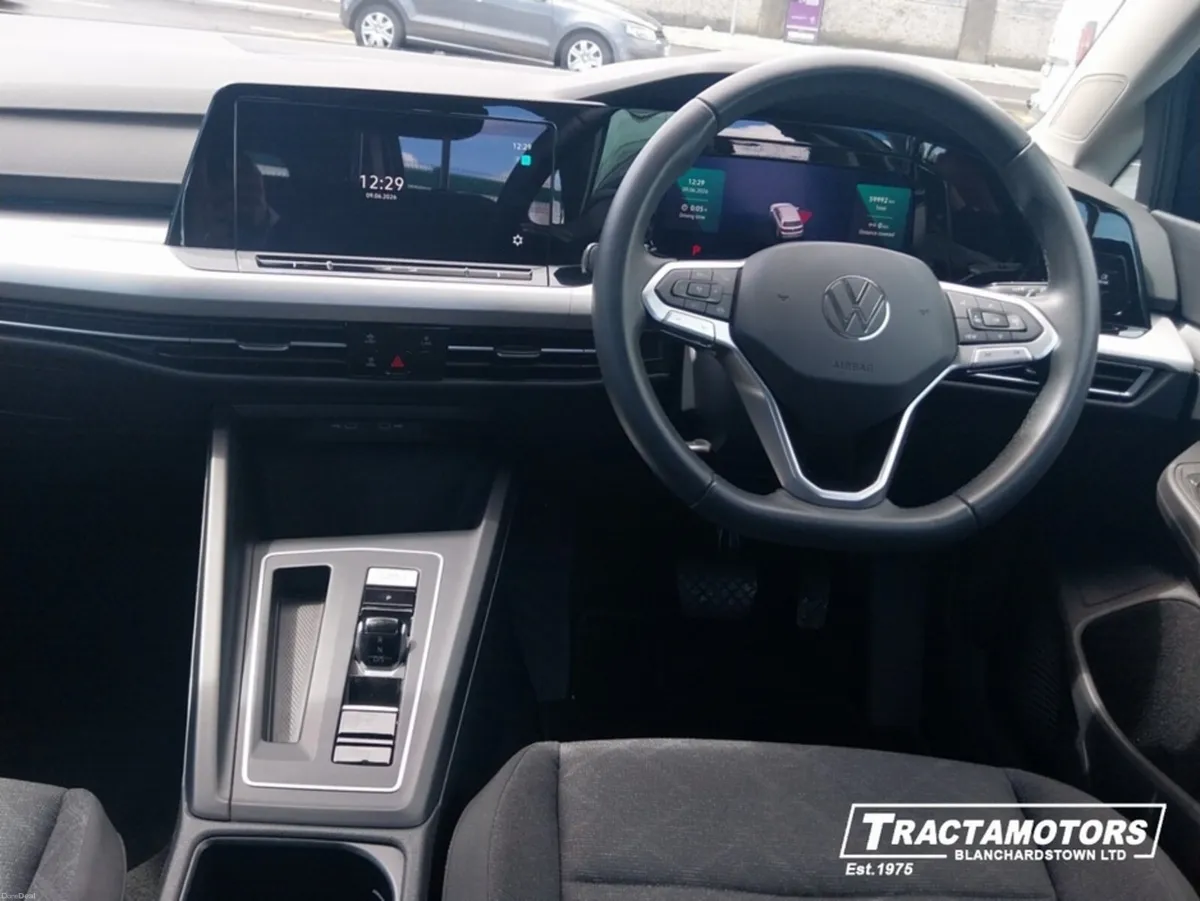 Volkswagen Golf LIFE 1.0 TSI MHEV AUTOMATIC 5 - Image 2