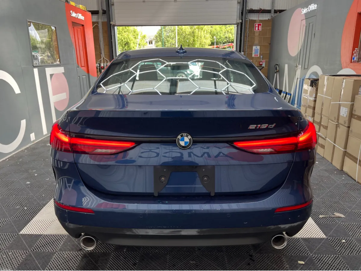 BMW 2-Series 2022 BMW 218D PLAY EDITION 2.0 AUTOMA - Image 3