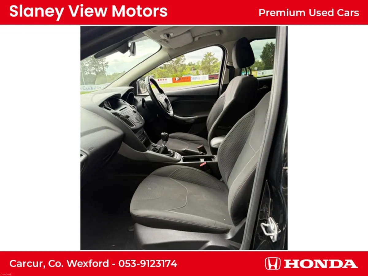 Ford Focus ZETEC 120PS 5DR - Image 5