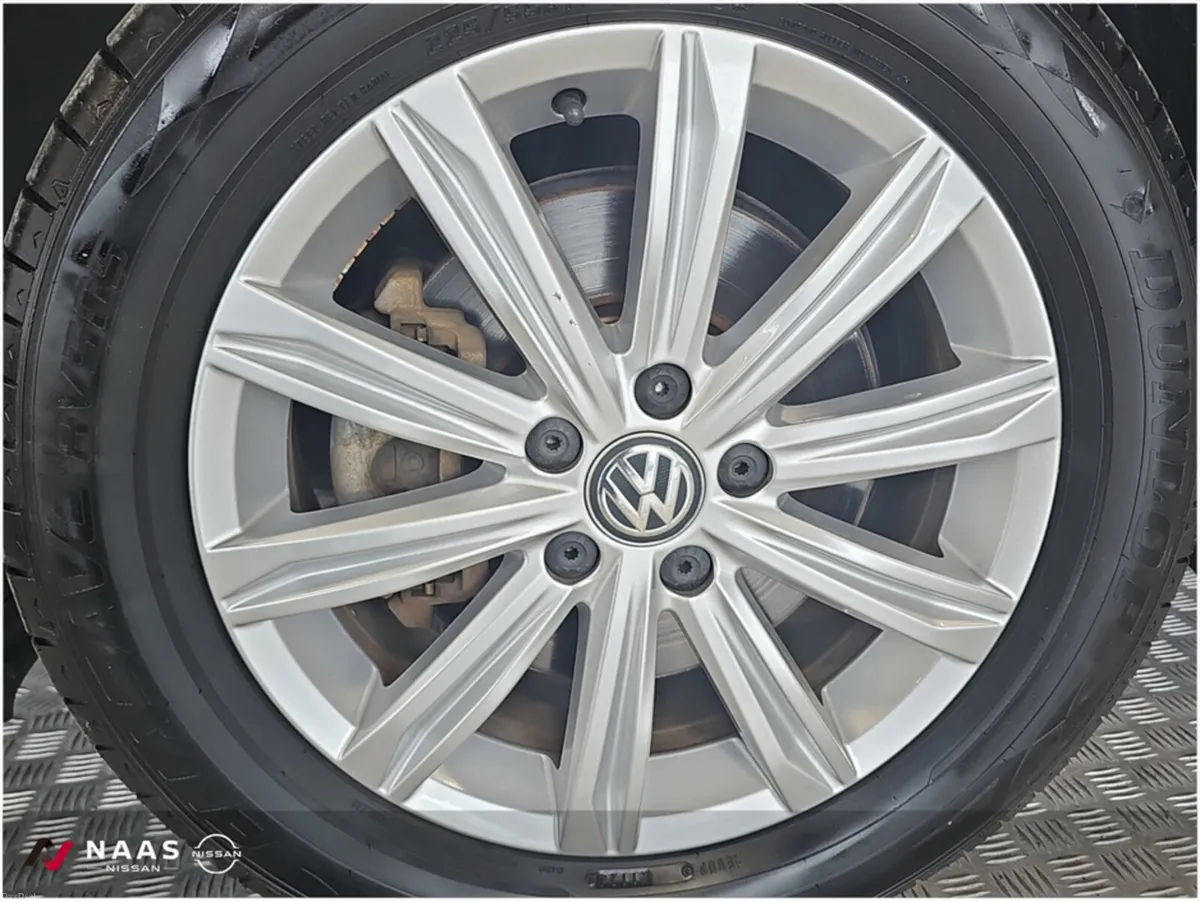 Volkswagen Touran TSI HIGHLINE - Image 6