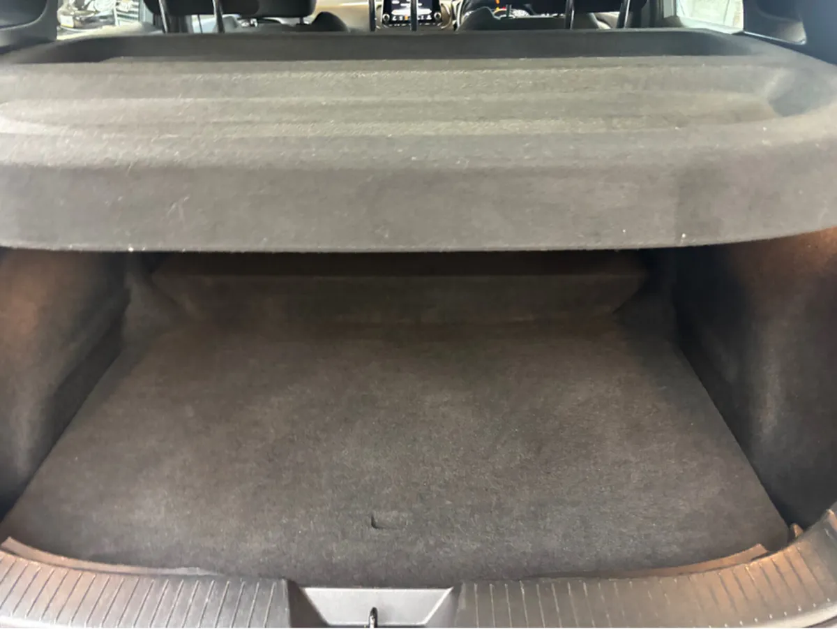 Nissan Qashqai EPOWER SV MY2.75 4DR AUTO Finance A - Image 3