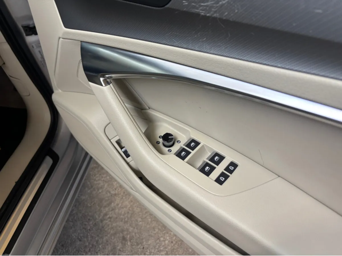 Audi A6 LIMOUSINE 40 TDI SE 5DR AUTO - Image 4