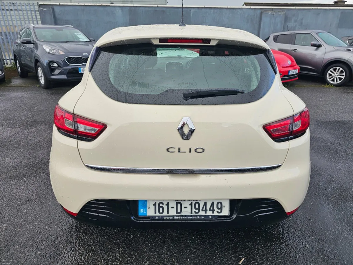 Renault Clio IV DYNAMIQUE NAV 1.2 PETR 4DR - Image 6