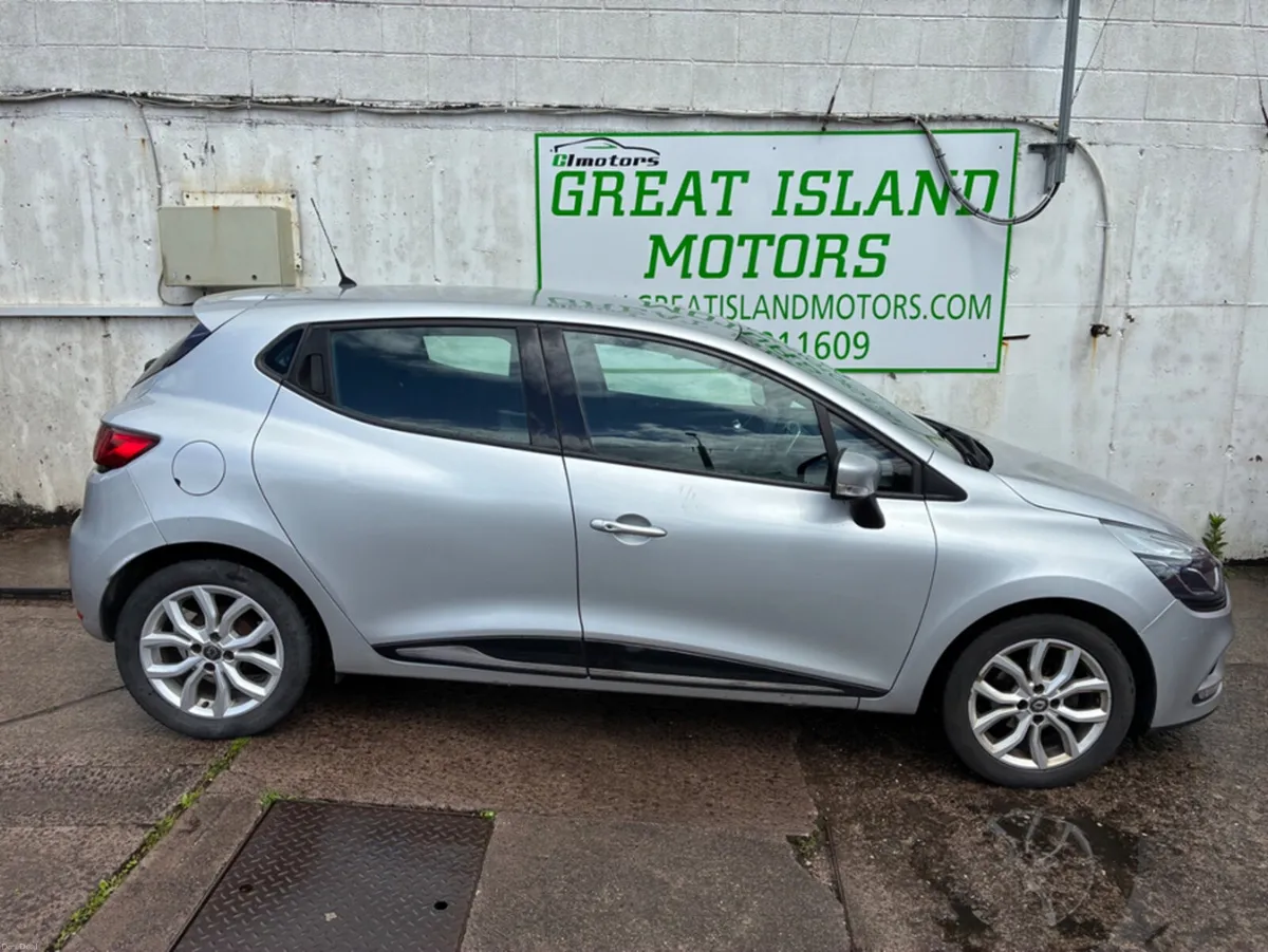 Renault Clio IV DYNAMIQUE NAV TCE 90 M - Image 5