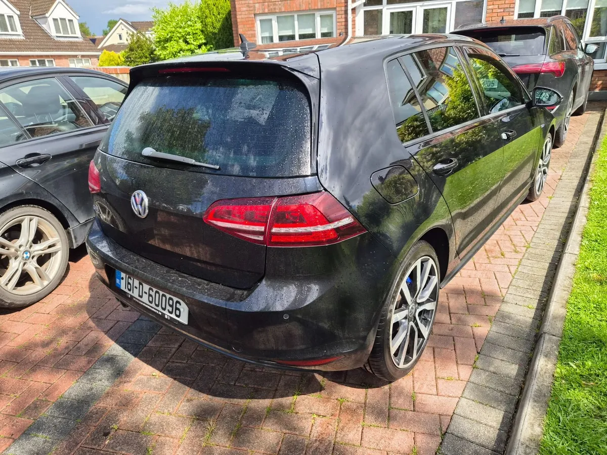 Volkswagen Golf 2016 GTE 1.4 hybrid Automatic - Image 4