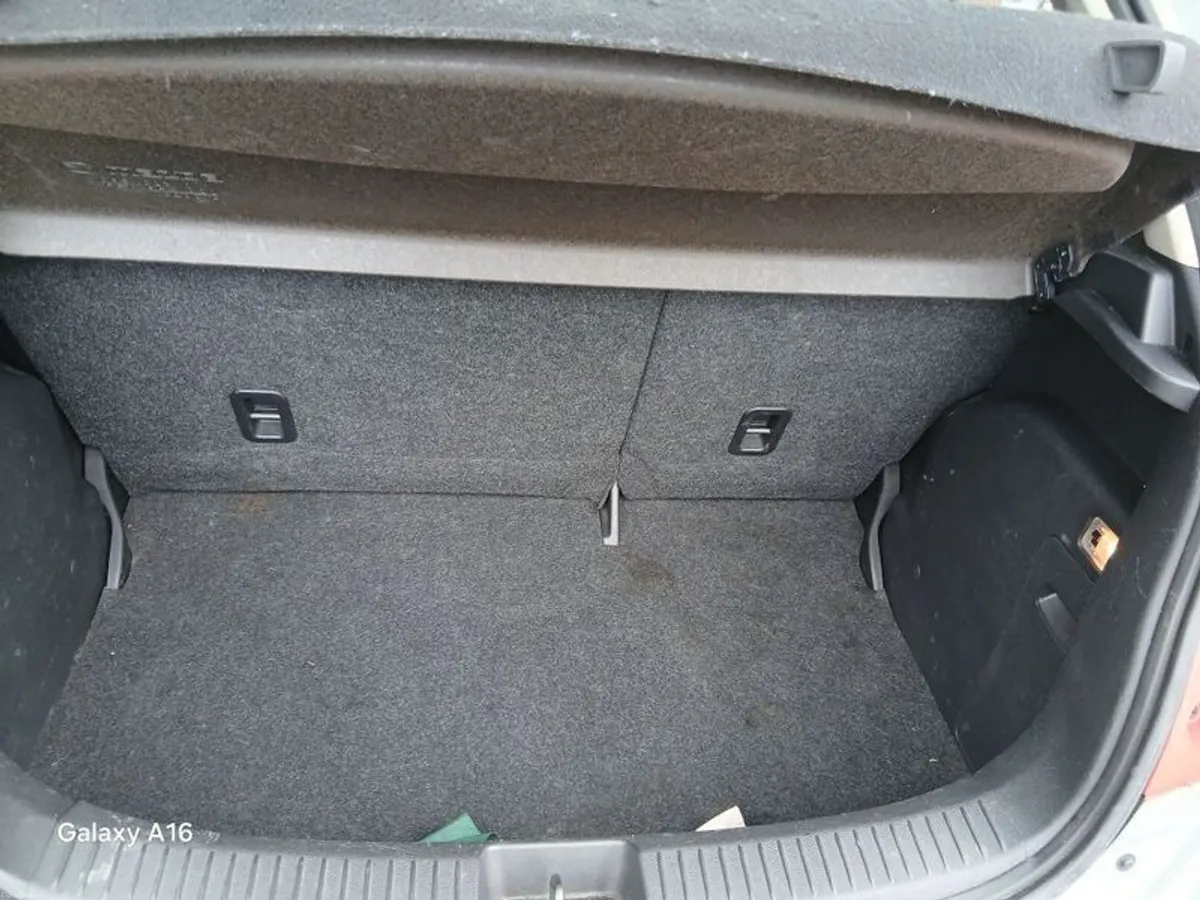 2013 Mazda2 - Image 4