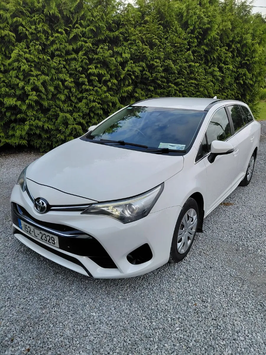 Toyota Avensis 2015 - Image 1