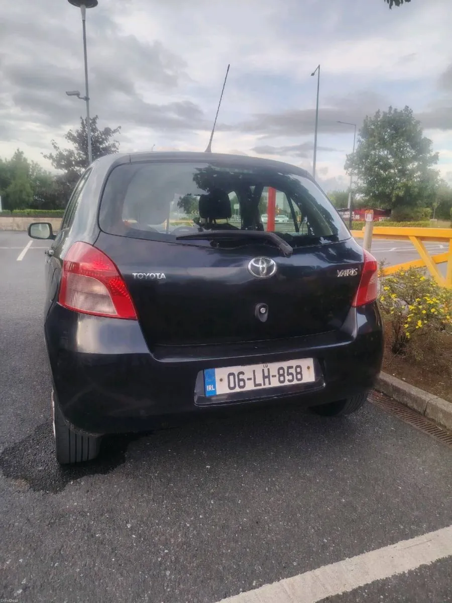 Yaris - Image 2