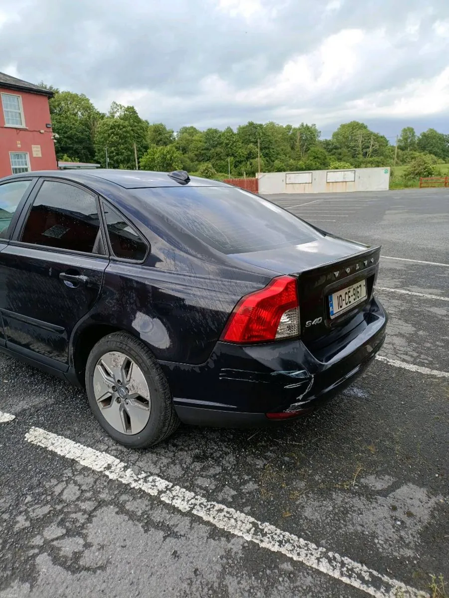 Volvo S40 - Image 4