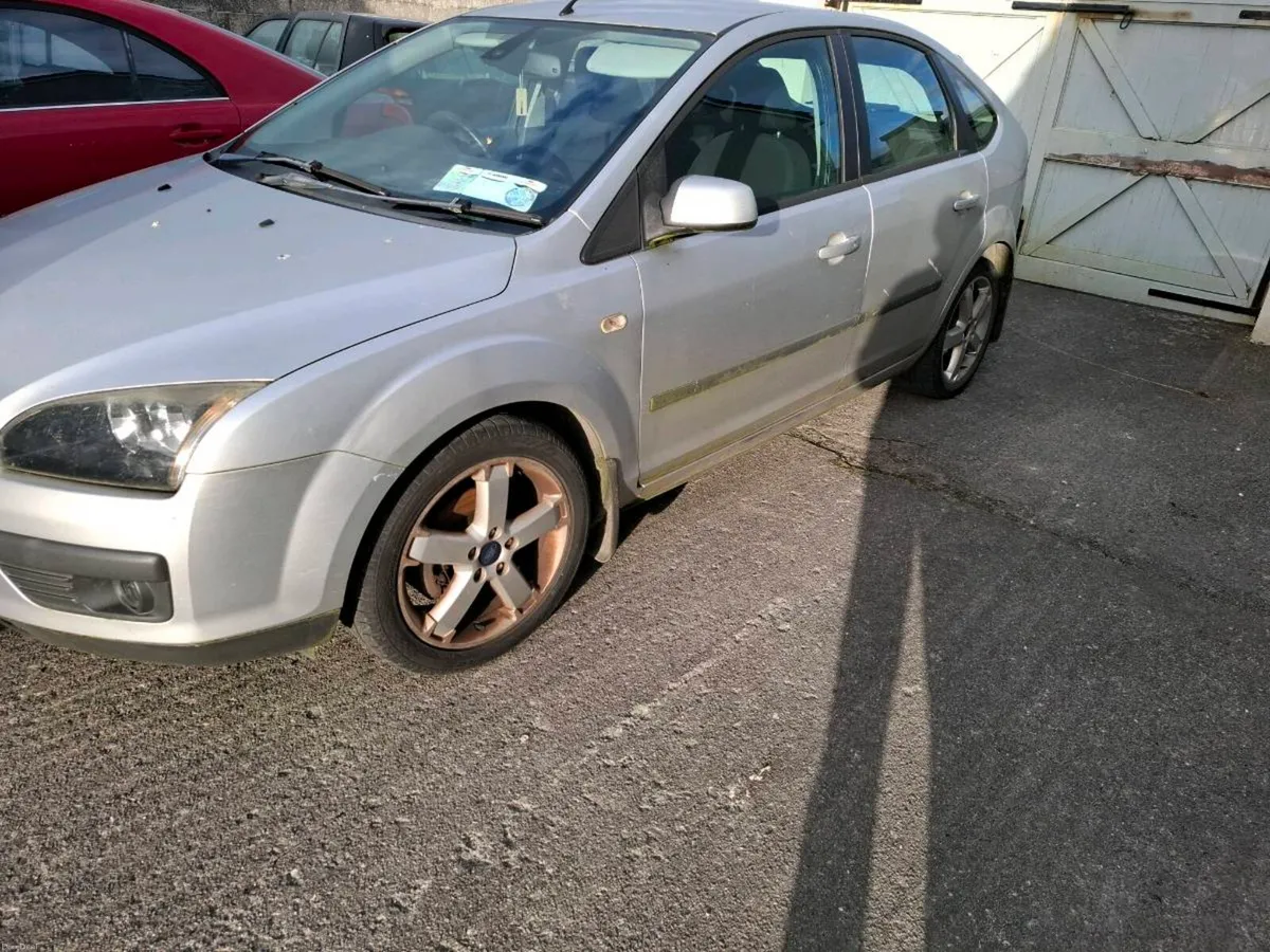 2007 Ford Focus - Image 1