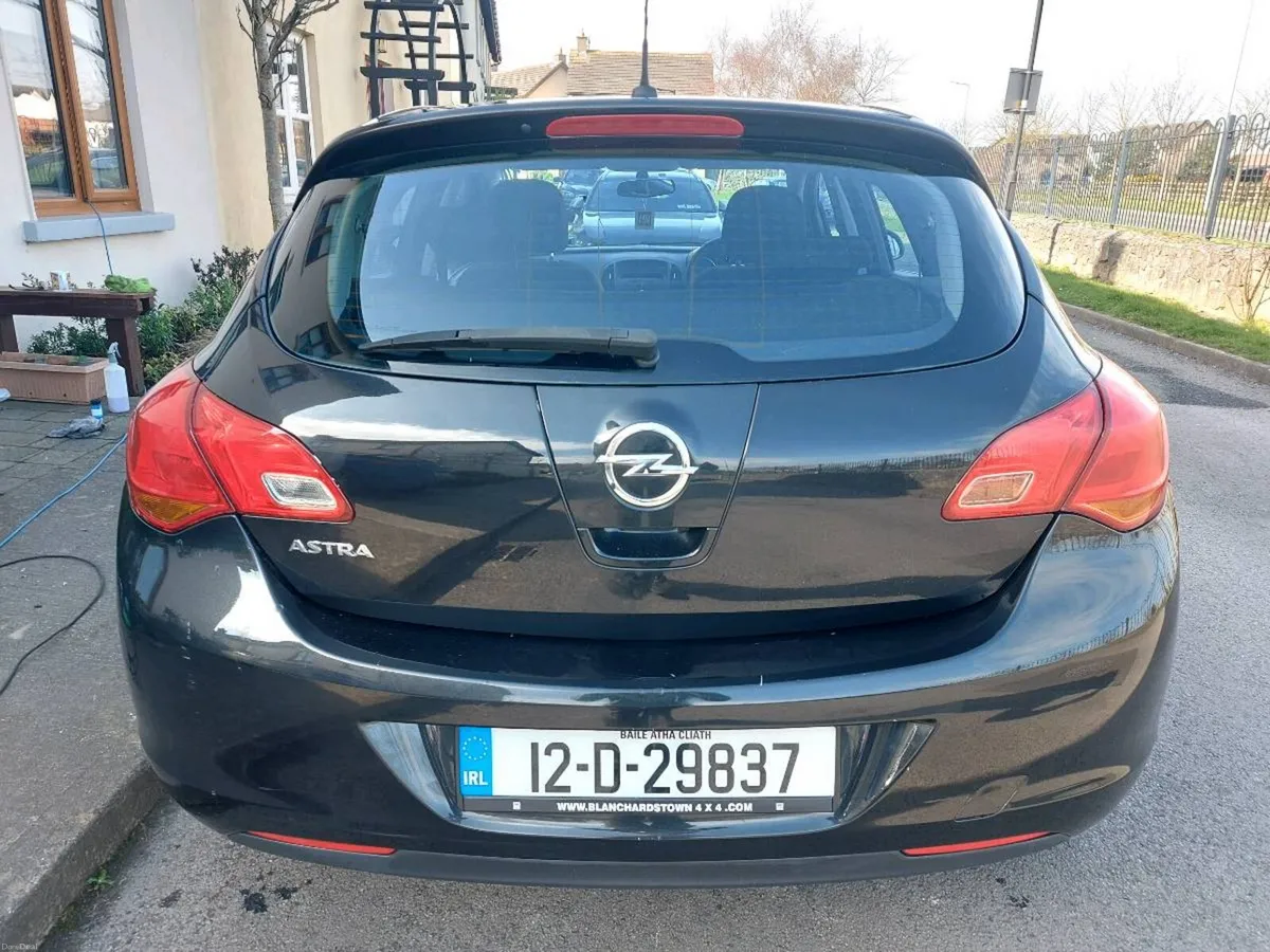 2012 Opel Astra - Image 3