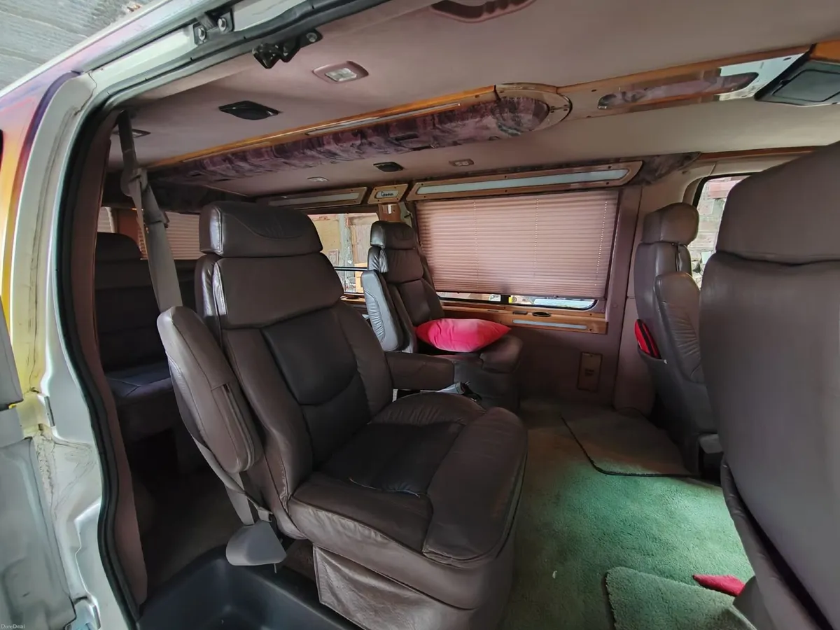 GMC VAN Savana G1500 - Image 4
