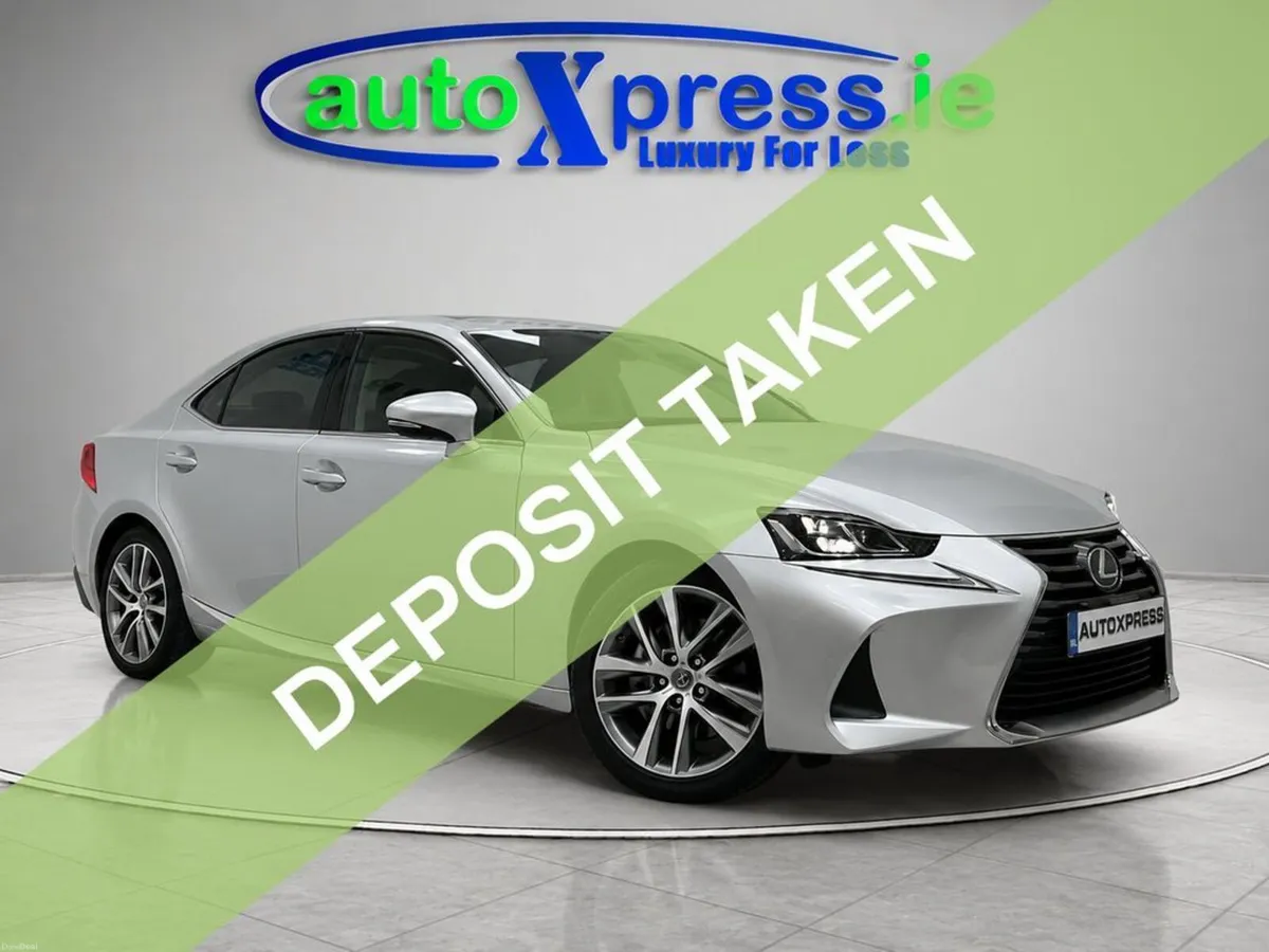 Lexus IS 2.5 Hybrid VERSION L, Reversing camera - Image 1
