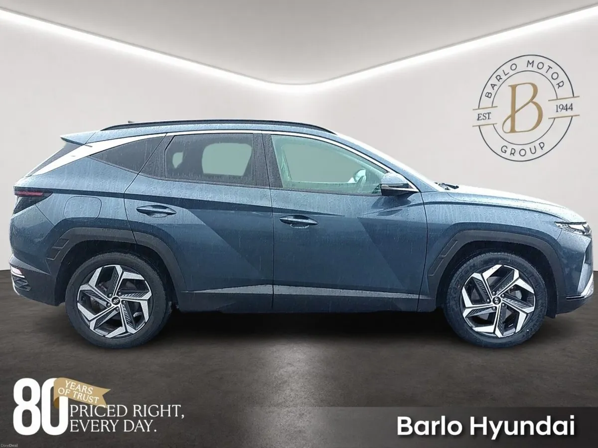 Hyundai Tucson Executive Plus 1.6i PHEV Auto 4WD - Image 4