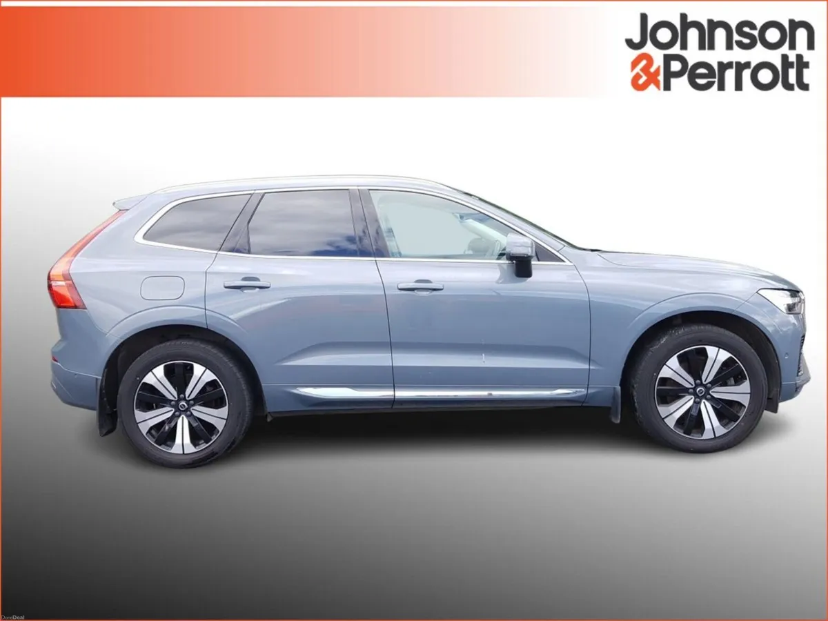 Volvo XC60 T6 350hp AWD PHEV Plus Bright (Two Year - Image 5