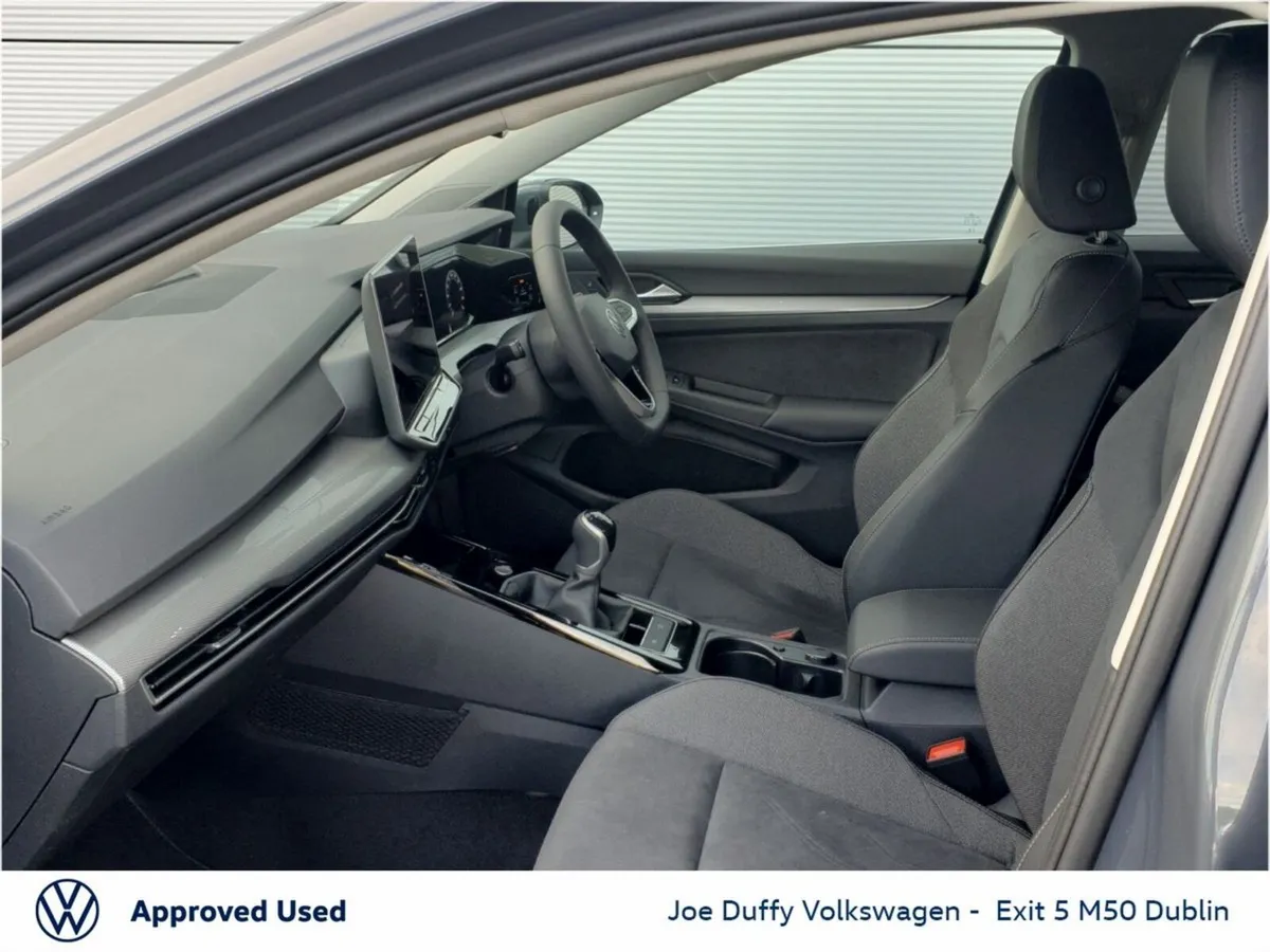 Volkswagen Golf STYLE 2.0 TDI 116HP - Image 4