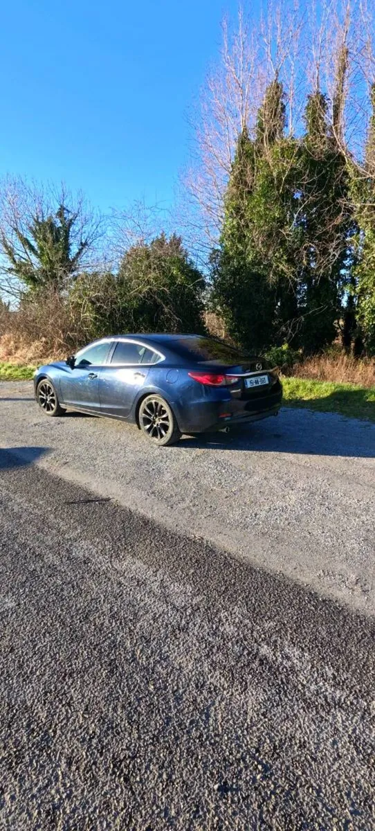 Mazda 2015 sedan - Image 1