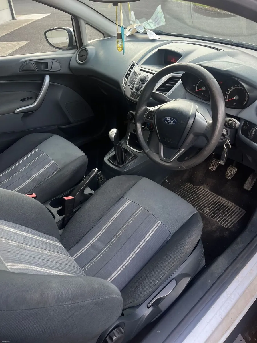 Ford Fiesta 2009 - Image 3