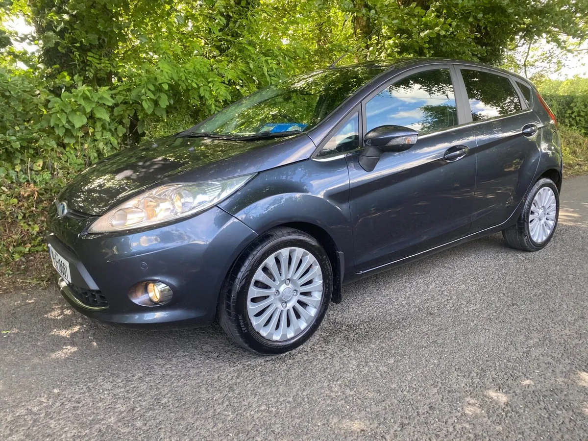 FORD FIESTA TITANIUM TDCI NCT 27 MINT - Image 3