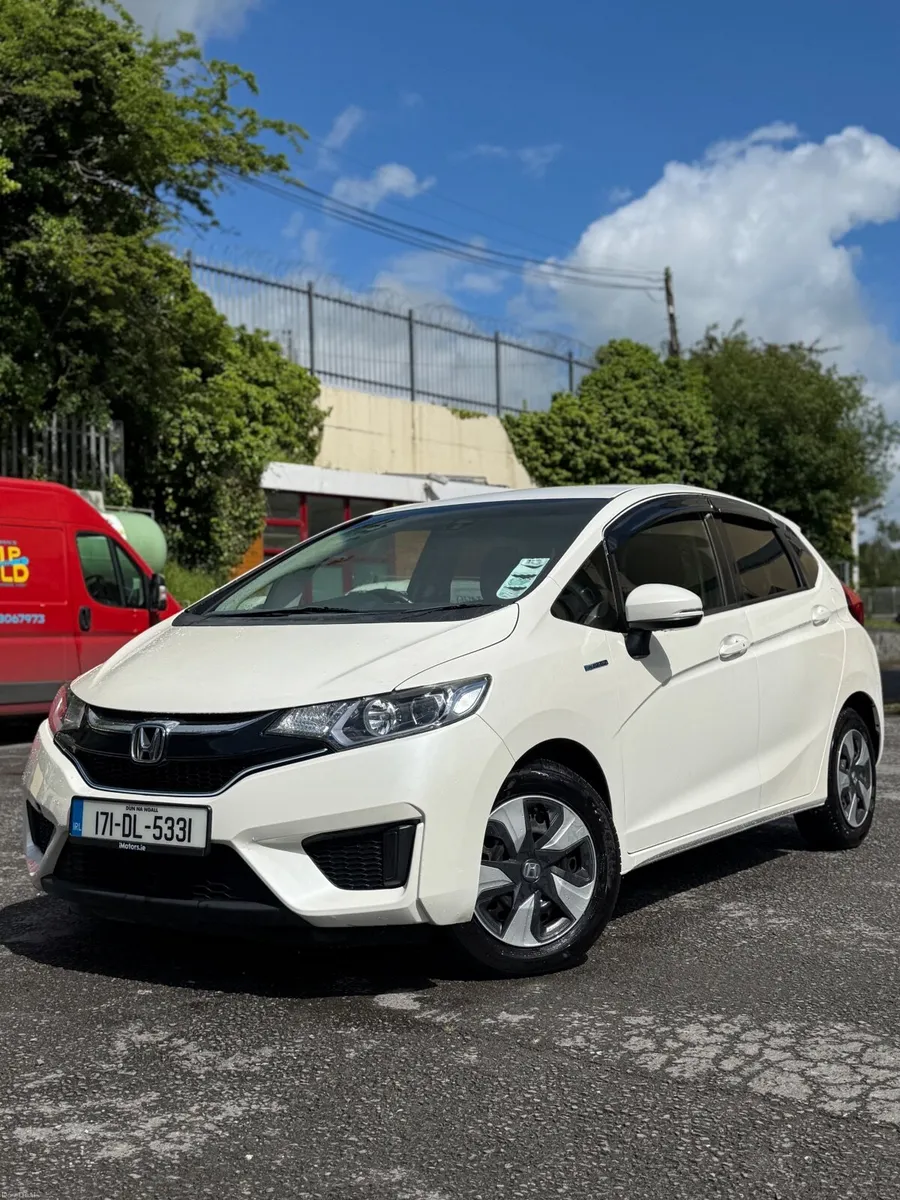Honda Fit 2017 - Image 1
