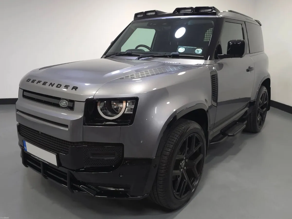 Land Rover Defender 90 3.0D SE - Image 3