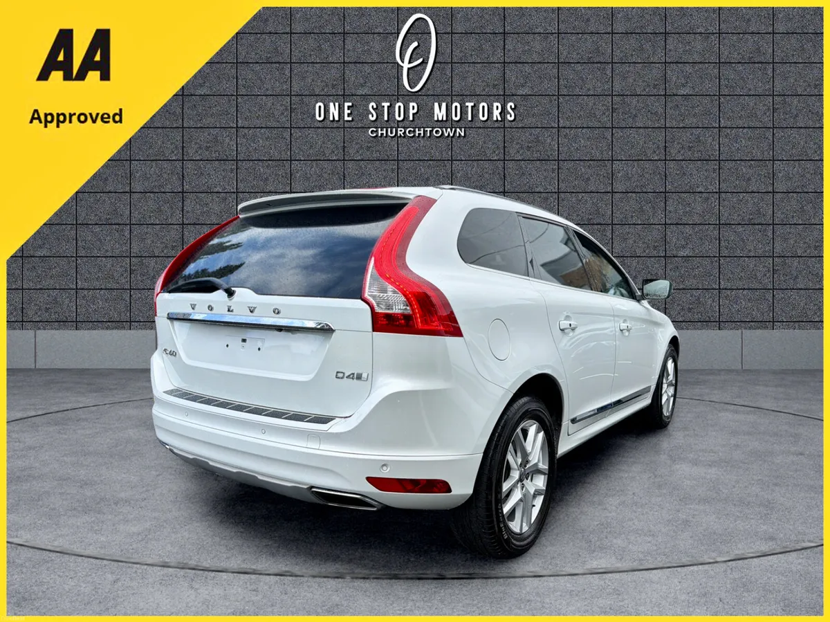 2017 Volvo XC60 2.0D D4 *INSCRIPTION MODEL* AUTO - Image 5