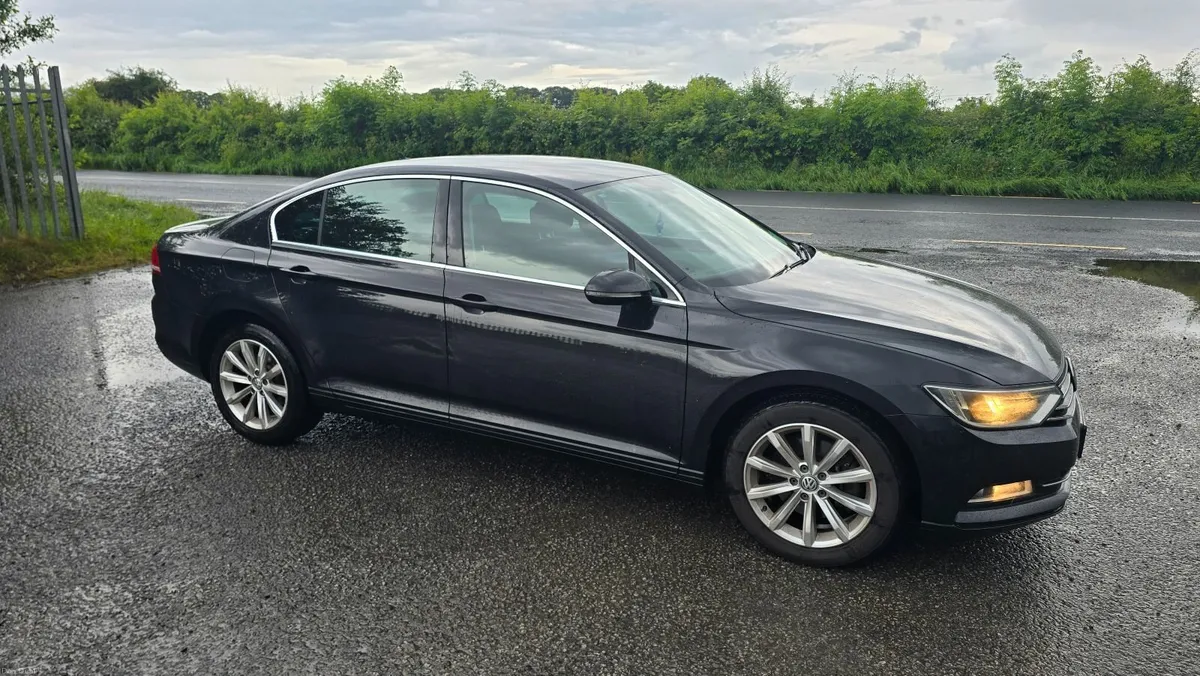 HIGH SPEC - VW PASSAT 2.0 TDI - AUTOMATIC - Image 2
