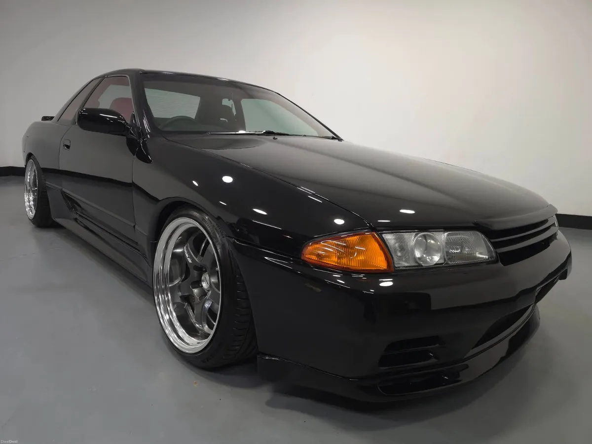 Nissan Skyline R32 GTR - Image 1