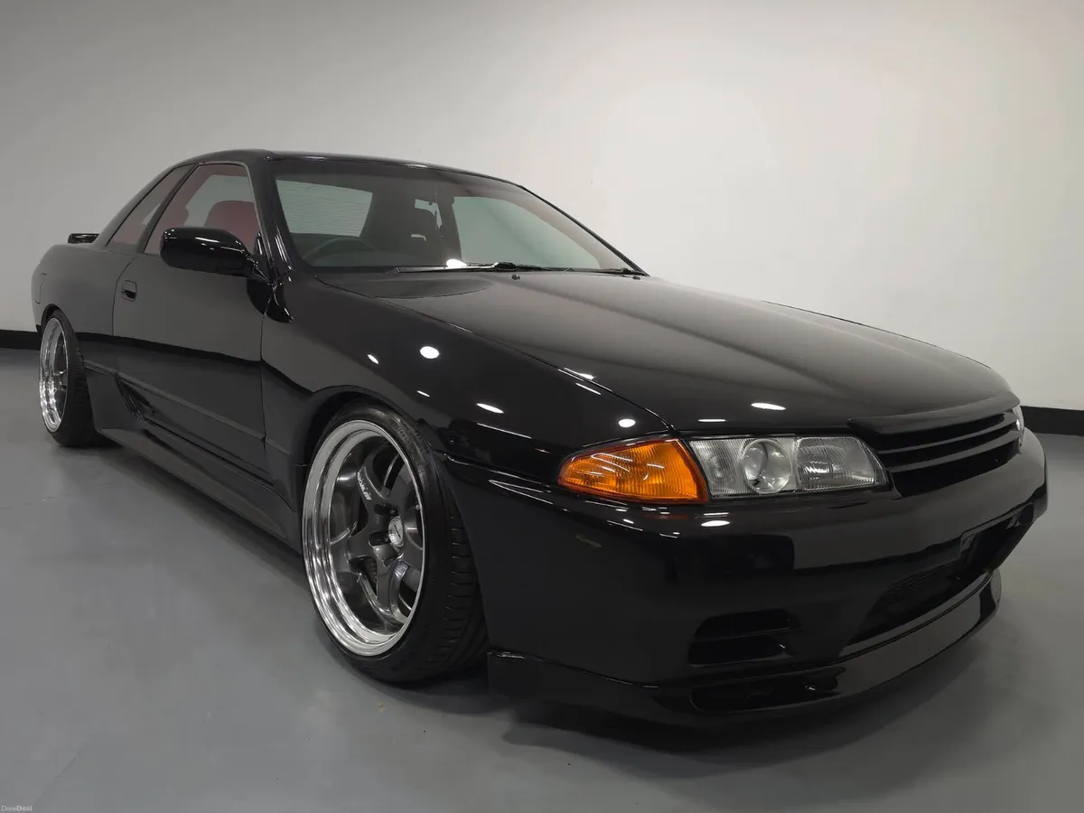 Nissan Skyline R32 GTR - Image 6