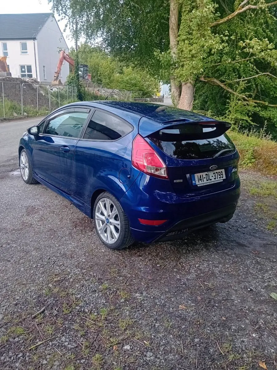 2014 ford fiesta zetec s - Image 4